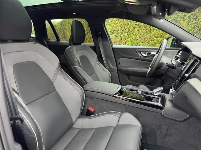 Volvo V60 2.0 T8 Plug-in hybrid AWD Plus Dark | Panoramadak | 360 camera | Stoel/Stuur Verwarming | Harman/Kardon