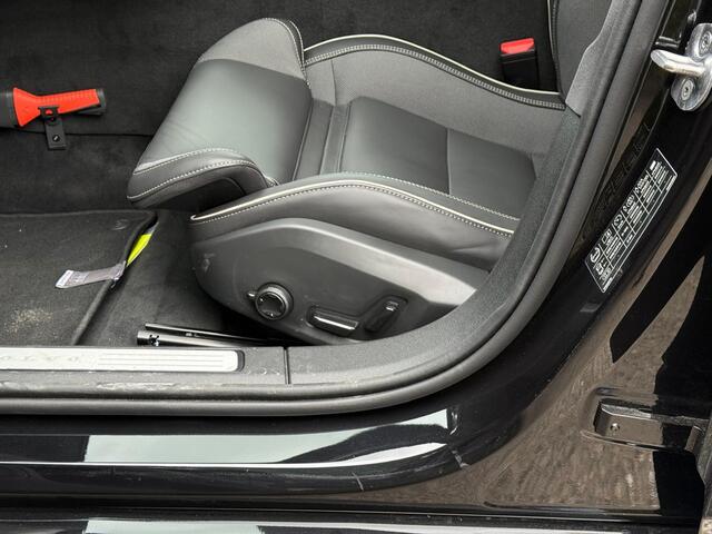 Volvo V60 2.0 T8 Plug-in hybrid AWD Plus Dark | Panoramadak | 360 camera | Stoel/Stuur Verwarming | Harman/Kardon
