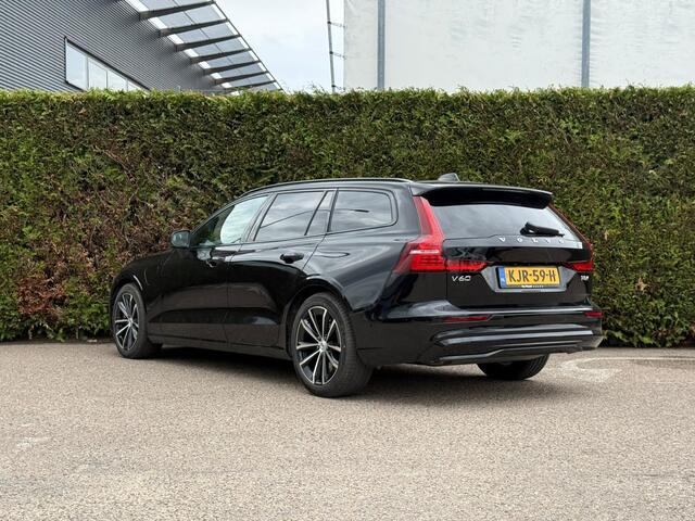 Volvo V60 2.0 T8 Plug-in hybrid AWD Plus Dark | Panoramadak | 360 camera | Stoel/Stuur Verwarming | Harman/Kardon