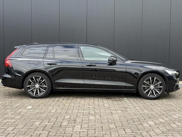 Volvo V60 2.0 T8 Plug-in hybrid AWD Plus Dark Harman / Kardon / Elktr. stoelverstelling / 360 camera / trekhaak / keyless drive / Adapt. cruise control / Stoel- en stuurverwarming /