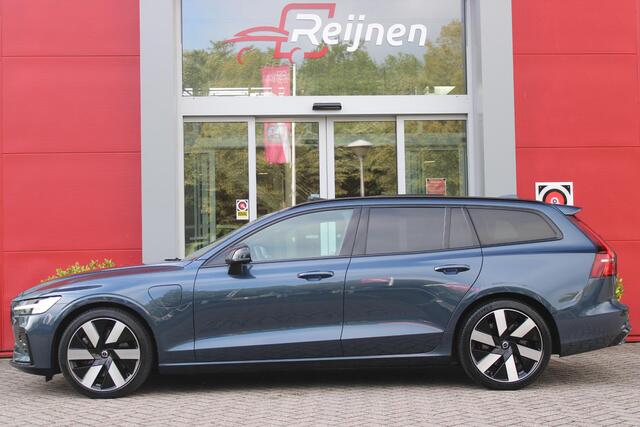 Volvo V60 2.0 T6 Plug-in hybrid 350PK AWD PLUS DARK | LONG RANGE | PANORAMISCH SCHUIF/KANTELDAK | NAVIGATIE VIA GOOGLE AUTO | APPLE CARPLAY / ANDROID AUTO | FULL-LED KOPLAMPEN | 19'' LICHTMETALEN VELGEN | LEDEREN BEKLEDING | POWER SEATS - BESTUURDERS- EN PASSAGIERSSTOEL ELEKTRISCHVERSTELBAAR MET GEHEUGEN, ELEKTRISCH VERSTELBARE ZITVERLENGERS /LENDESTEUN VIERVOUDIG | STOEL- EN ACHTERBANKVERWARMING | STUURVERWARMING | PARKEERVERWARMING MET TIMER (STANDKACHEL) | ACHTERUIRIJ CAMERA | EXTRA GETINTE ACHTERRUITEN | ELEKTRISCH BEDIENBARE ACHTERKLEP | ELEKTRISCH INKLAPBARE BUITENSPIEGELS |