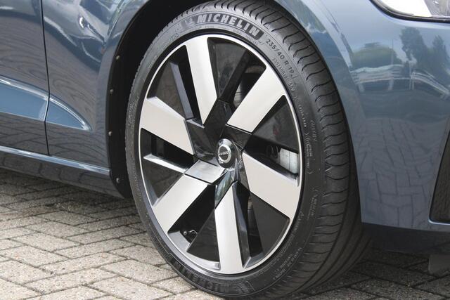 Volvo V60 2.0 T6 Plug-in hybrid 350PK AWD PLUS DARK | LONG RANGE | PANORAMISCH SCHUIF/KANTELDAK | NAVIGATIE VIA GOOGLE AUTO | APPLE CARPLAY / ANDROID AUTO | FULL-LED KOPLAMPEN | 19'' LICHTMETALEN VELGEN | LEDEREN BEKLEDING | POWER SEATS - BESTUURDERS- EN PASSAGIERSSTOEL ELEKTRISCHVERSTELBAAR MET GEHEUGEN, ELEKTRISCH VERSTELBARE ZITVERLENGERS /LENDESTEUN VIERVOUDIG | STOEL- EN ACHTERBANKVERWARMING | STUURVERWARMING | PARKEERVERWARMING MET TIMER (STANDKACHEL) | ACHTERUIRIJ CAMERA | EXTRA GETINTE ACHTERRUITEN | ELEKTRISCH BEDIENBARE ACHTERKLEP | ELEKTRISCH INKLAPBARE BUITENSPIEGELS |