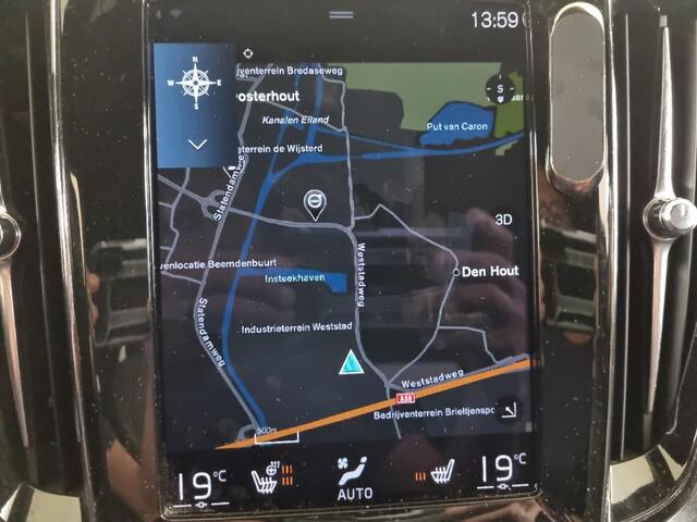 Volvo V60 2.0 B3 R-Design | Trekhaak | Stoelverwarming | Stuurverwarming | Adaptive Cruise | Power Seats | Memory | Extra getint glas | Camera | Parkeersensoren V+A | Apple Carplay/Android auto |
