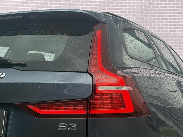 Volvo V60 2.0 B3 Momentum Advantage | Trekhaak | Cruise Control | Parkeersensoren V+A | Parkeercamera | Apple Carplay/Android Auto | 17"LM Velgen | Volvo on Call |