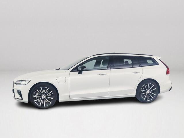 Volvo V60 T8 Plug-in hybrid AWD Plus Dark | Panoramadak | 360° camera | Head-up display | Harman Kardon | Stoel- en stuurverwarming | Trekhaak