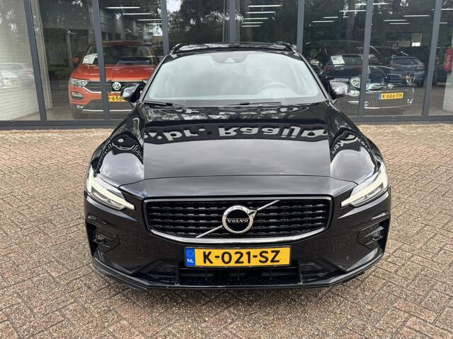 Volvo V60 2.0 B3 R-Design*Panorama*Leder*ACC*EXPORT/EX.BPM*