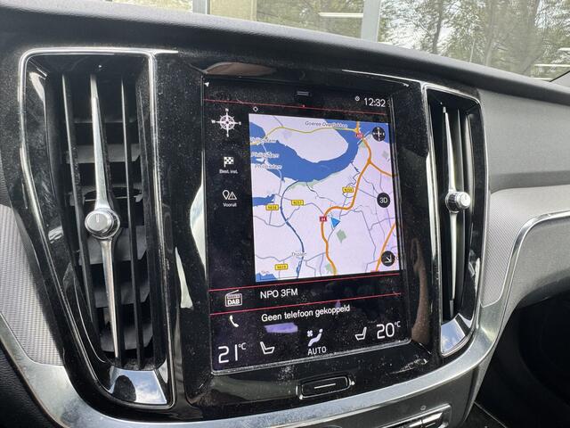 Volvo V60 2.0 B3 R-Design*Panorama*Leder*ACC*EXPORT/EX.BPM*