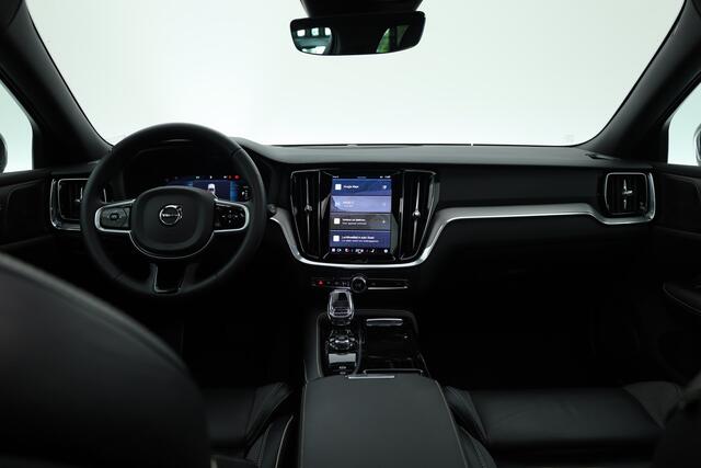 Volvo V60 2.0 T6 Plug-in hybrid AWD Plus Dark | Pano | Trekhaak | Memory Seats | H&K Audio | 360cam | Pilot Assist | Bliss | Stoel-Stuurverw. |
