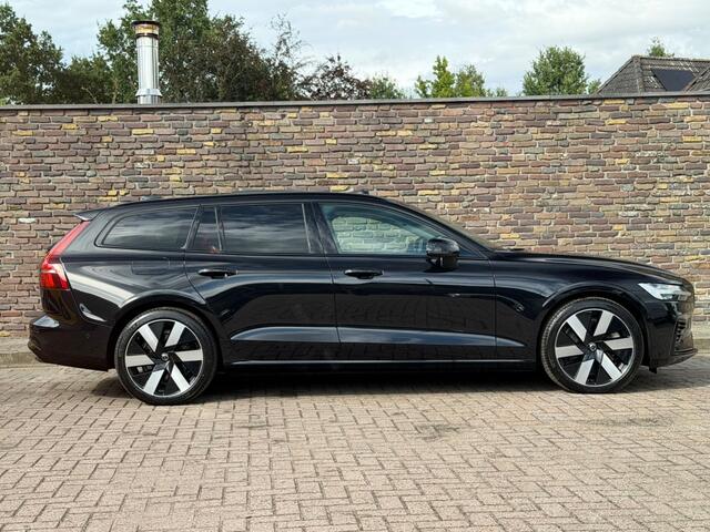 Volvo V60 2.0 T6 AWD Ultra Dark Panodak Leer HenK Head up