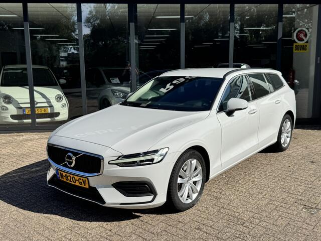 Volvo V60 2.0 B3 Momentum Business*Navi*ACC*EXPORT/EX.BPM*
