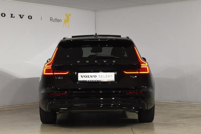 Volvo V60 T8 455PK Automaat Plug-in hybrid AWD Plus Dark / 360 Camera / Harman Kardon / Head-up display / Panorama schuifdak / Stoel- en stuurverwarming / Trekhaak / Elektrische stoelen met geheugen