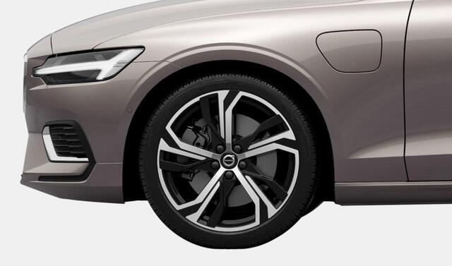 Volvo V60 T6 335PK AWD Plug-in Hybrid Plus Dark