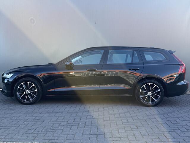 Volvo V60 BWJ 2022 2.0 B4 200 PK Momentum AUTOMAAT | TREKHAAK | STOEL + STUURVERW. | FULL LED | CAMERA | CRUISE | CARPLAY + ANDROID | NAVI | CLIMA | LMV | PDC