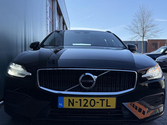 Volvo V60 BWJ 2022 2.0 B4 200 PK Momentum AUTOMAAT | TREKHAAK | STOEL + STUURVERW. | FULL LED | CAMERA | CRUISE | CARPLAY + ANDROID | NAVI | CLIMA | LMV | PDC