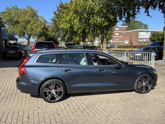 Volvo V60 T8 AWD Inscription Panorama HeadUp 360
