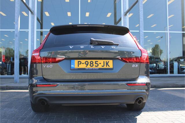 Volvo V60 B3 164PK Automaat Momentum Advantage | Trekhaak | Camera + PDC | Pilot Assist | Getint glas | Verw. Stoel- & stuurwiel |
