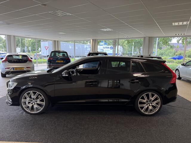 Volvo V60 2.0 T6 AWD Polestar Een kanon van een auto van een liefhebber voor een liefhebber!
