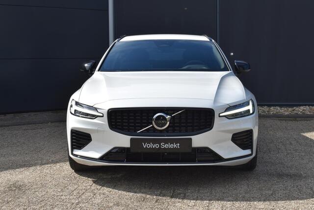 Volvo V60 T8 Plug-in hybrid AWD Plus Dark | Trekhaak | Stoel-/Stuurwiel verwarming | 360 graden camera | Harman Kardon Premium audio | All Season banden | Elektrisch verstelbare Voorstoelen | BLIS | Adaptieve Cruise Control | Google | Apple Carplay |