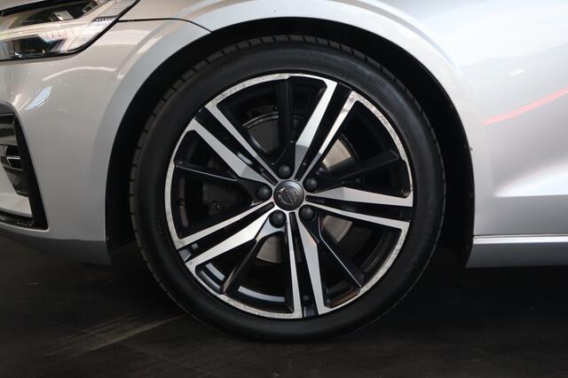 Volvo V60 2.0 B4 R-Design | Trekhaak | H&K | Memory | Leder | Keyless