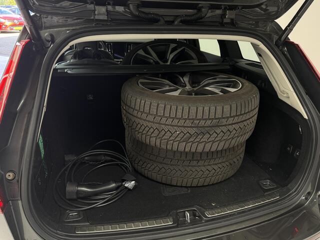 Volvo V60 2.0 T6 Recharge AWD Inscription | Navigatie | Camera | Panoramadak | Winterset | Stoelverwarming |