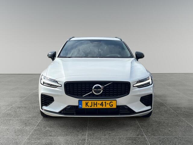 Volvo V60 2.0 T8 Plug-in hybrid AWD Plus Dark