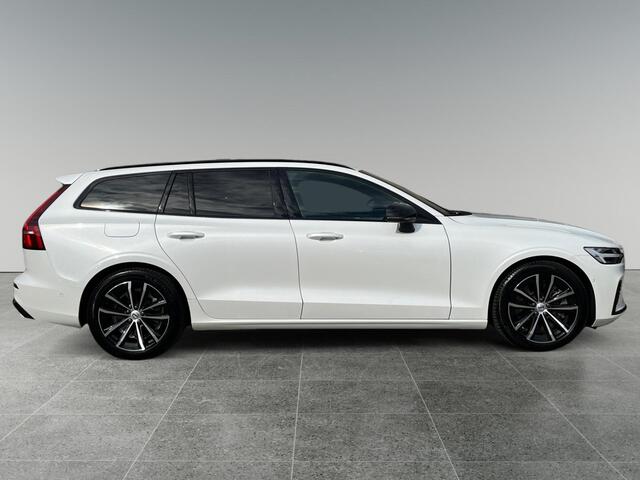 Volvo V60 2.0 T8 Plug-in hybrid AWD Plus Dark