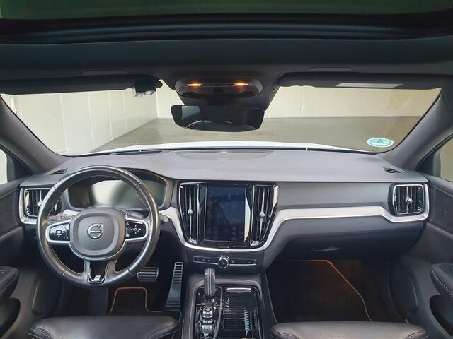 Volvo V60 2.0 T8 Twin Engine AWD 390Pk R-Design PANO/STOELVENT/HUDI/PDC/VOL