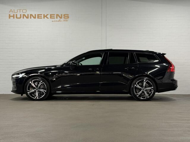 Volvo V60 2.0 T6 Plug-in hybrid AWD Plus Dark Open dak | Harman/Kardon | Adapt. cruise | 360 camera | Verwarmde voorruit | Stuur-/Stoelverwarming | Google | Keyless