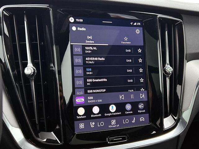 Volvo V60 2.0 T8 Plug-in hybrid AWD Plus Dark