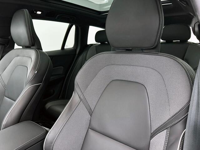 Volvo V60 2.0 T8 Plug-in hybrid AWD Plus Dark