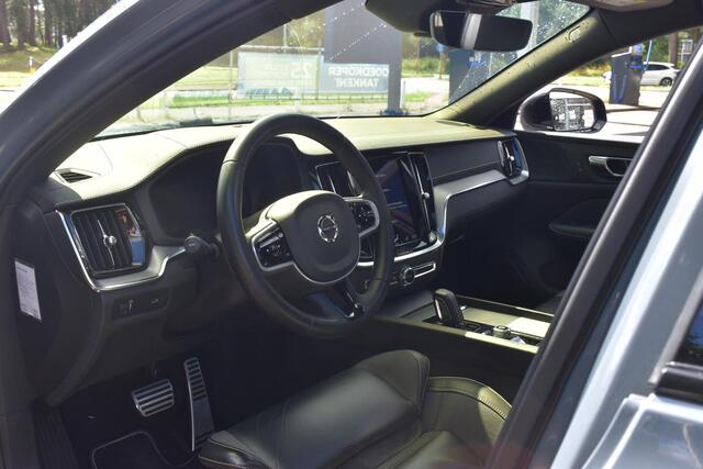 Volvo V60 2.0 B3 R-Design 1e Eigenaar | Schuifdak | Carplay Navigatie | Stoel & Stuurverwarming | 12 mnd BOVAG Garantie | Whatsapp 06-53188999