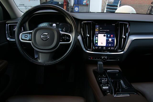 Volvo V60 2.0 T6 TE AWD MomPro