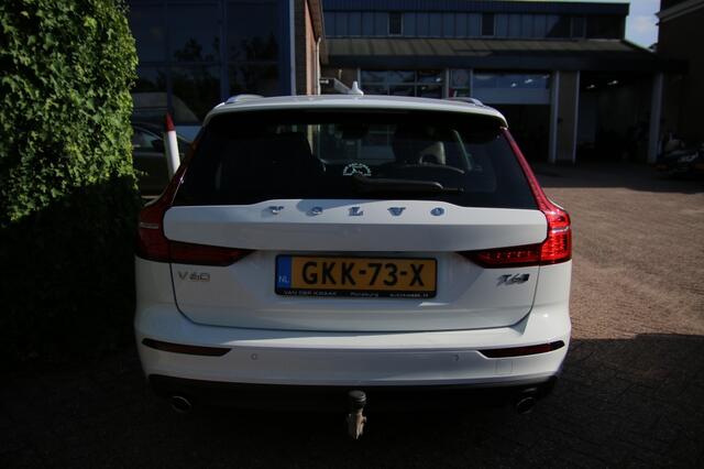 Volvo V60 2.0 T6 TE AWD MomPro