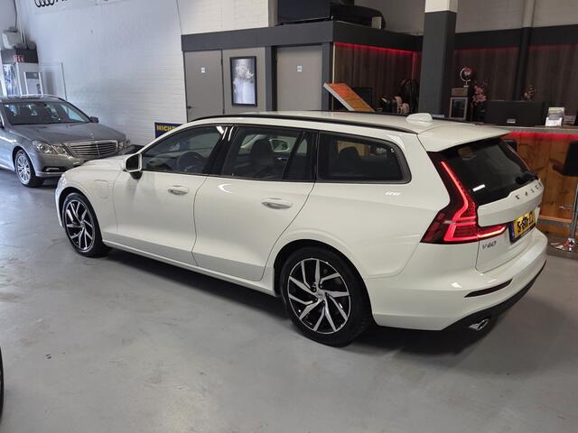 Volvo V60 2.0 T6 TE AWD MomPro