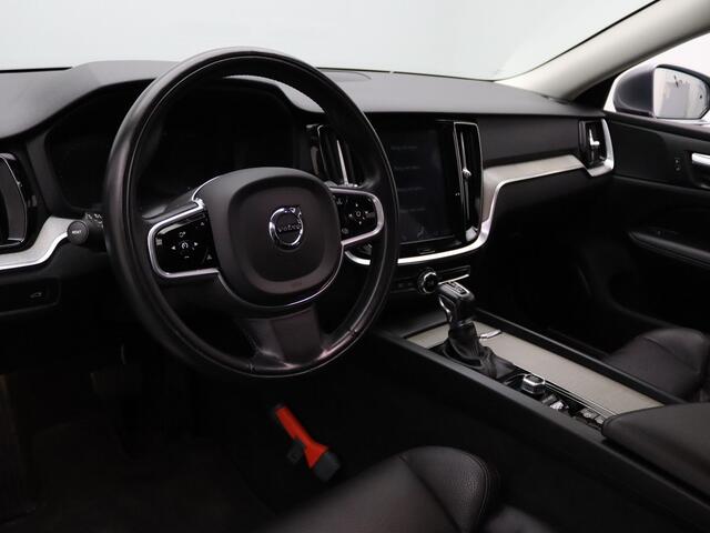 Volvo V60 250pk T5 Inscription Apple Carplay/Android Auto | Climate
