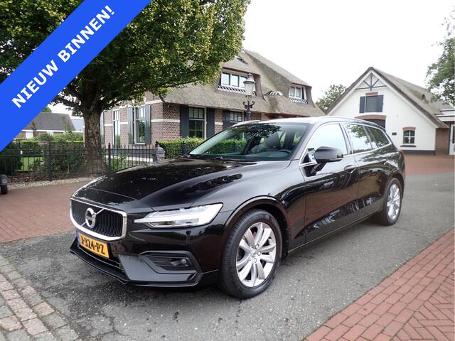 Volvo V60 2.0 B3 Momentun ACC / CARPLAY / CAMERA / STOEL + STUUR VERWARMING / KEYLESS