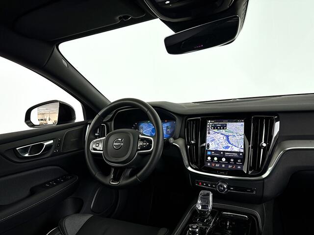 Volvo V60 T8 Plug-in hybrid AWD Plus Dark | SOH 100% | Panoramadak | 360° camera | Head-up display | Harman Kardon | Stoel- en stuurverwarming | Trekhaak