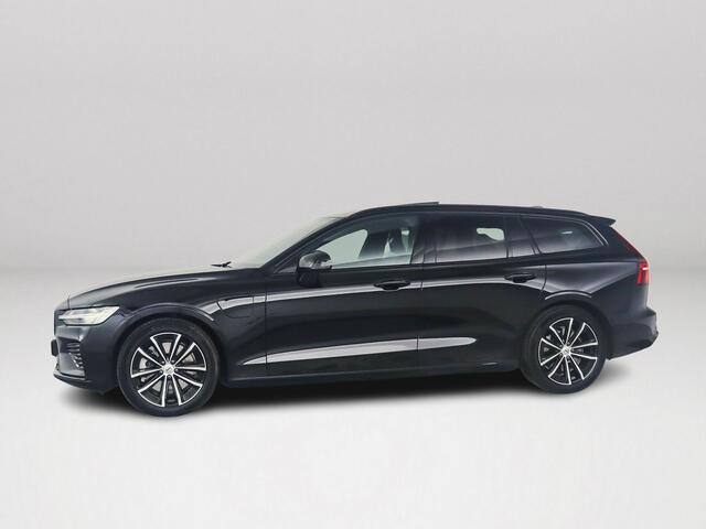 Volvo V60 T8 Plug-in hybrid AWD Plus Dark | SOH 100% | Panoramadak | 360° camera | Head-up display | Harman Kardon | Stoel- en stuurverwarming | Trekhaak