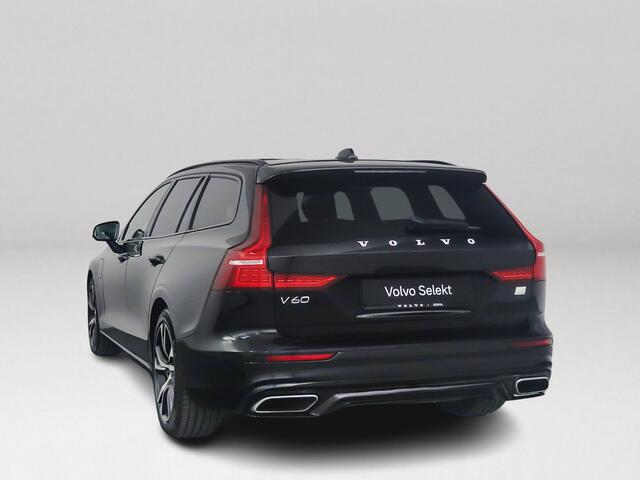 Volvo V60 T6 Plug-in hybrid AWD Plus Dark | Panoramadak | Parkeercamera | Stoel- en stuurverwarming | Trekhaak