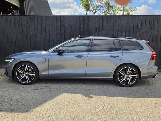 Volvo V60 2.0 T8 Twin Engine AWD R-Design