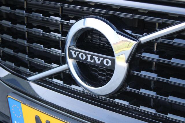 Volvo V60 2.0 T8 Recharge AWD R-Design | Incl. 12 maanden garantie | Pilot assist | Harman/Kardon audio | Memory seats | Stoel/stuurverwarming | Uitklapbare trekhaak | Schuif/kantel dak | Apple carplay/Android auto |