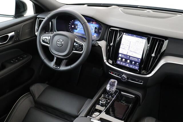 Volvo V60 T8 PLUG-IN HYBRID AWD PLUS DARK -PANO.DAK|HARMAN/KARDON|360°CAM|HEAD-UP DISP.|PRIVACY.GLAS|TREKHAAK|18"|SoH:100%
