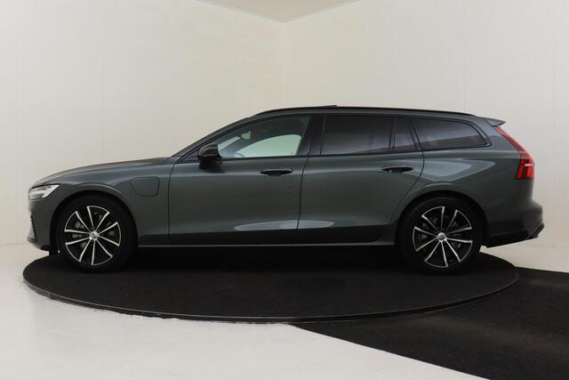 Volvo V60 T8 PLUG-IN HYBRID AWD PLUS DARK -PANO.DAK|HARMAN/KARDON|360°CAM|HEAD-UP DISP.|PRIVACY.GLAS|TREKHAAK|18"|SoH:100%