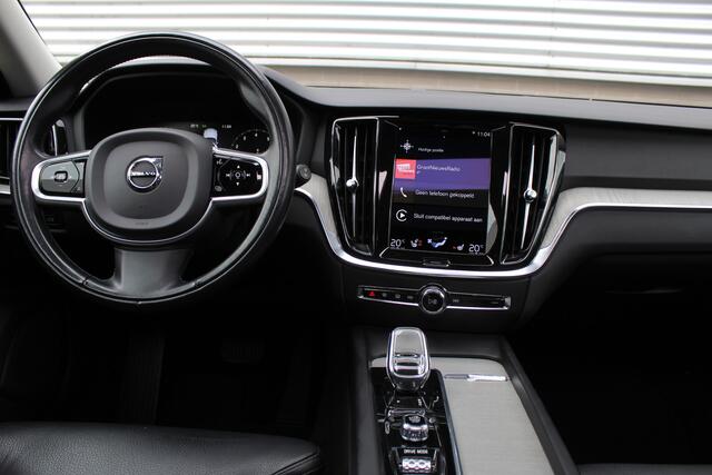 Volvo V60 2.0 B3 Inscription | Panoramadak | Trekhaak | Leder | BLIS | Navigatie