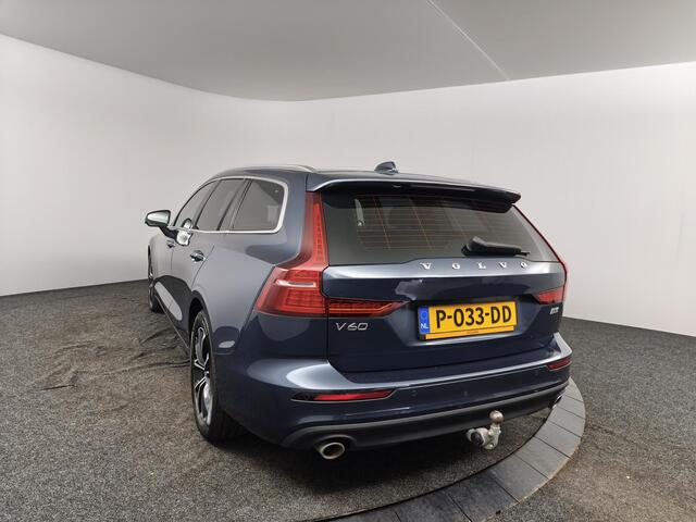 Volvo V60 2.0 B3 Momentum Business | Trekhaak | Panoramadak | Leder | Stoelverwarming |