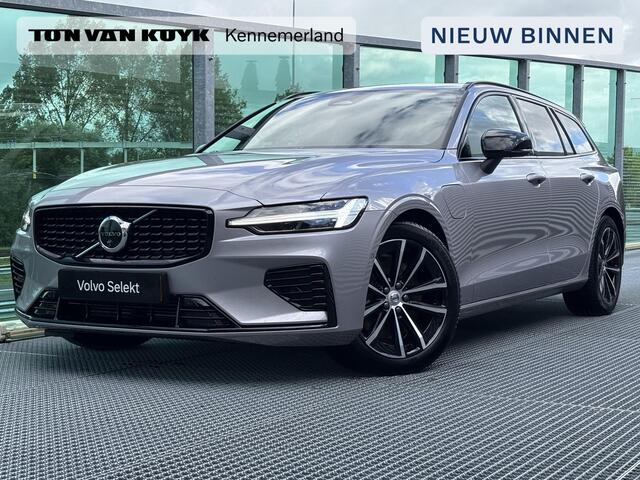 Volvo V60 2.0 T8 Plug-in hybrid AWD Plus Dark PHEV, Automaat, Panoramadak, Head-up display, 360 graden parkeercamera, Trekhaak semi elektrisch wegklapbaar, Park assist voor- en achter, Extra getinte ramen vanaf B-stijl