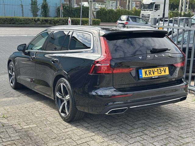 Volvo V60 2.0 T5 Inscription 250PK/CARPLAY/LEDER/BLISS/CAMERA