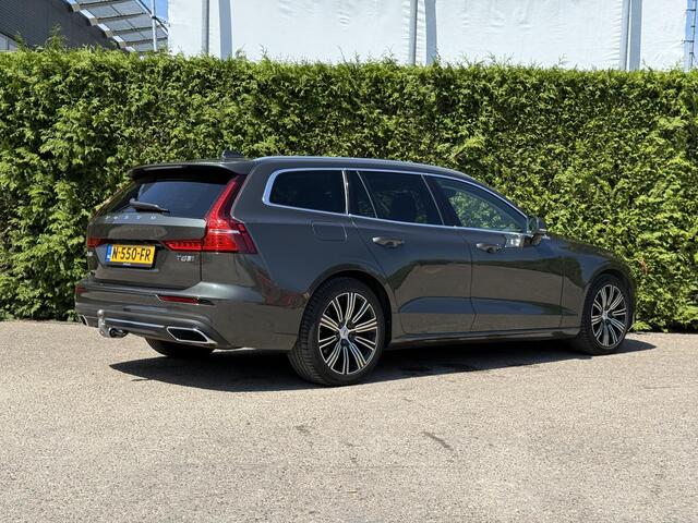 Volvo V60 T8 Twin Engine AWD Inscription | 360 camera | Pano dak | Trekhaak | Bliss | Keyless | Elektrische stoelen | Head up display | Harman kardon audio |
