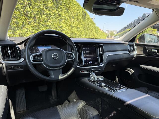 Volvo V60 T8 Twin Engine AWD Inscription | 360 camera | Pano dak | Trekhaak | Bliss | Keyless | Elektrische stoelen | Head up display | Harman kardon audio |