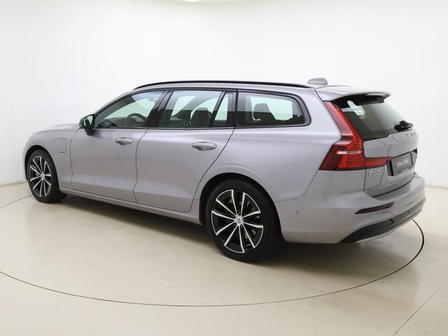 Volvo V60 T6 350pk AWD Plus Dark / 360 camera / Sportleder / Trekhaak / Harman&Kardon Audio / Elektr. Stoelen / Stoel + Stuurw. Verwarming / Achterb. Verwarming / ACC / BLIS /